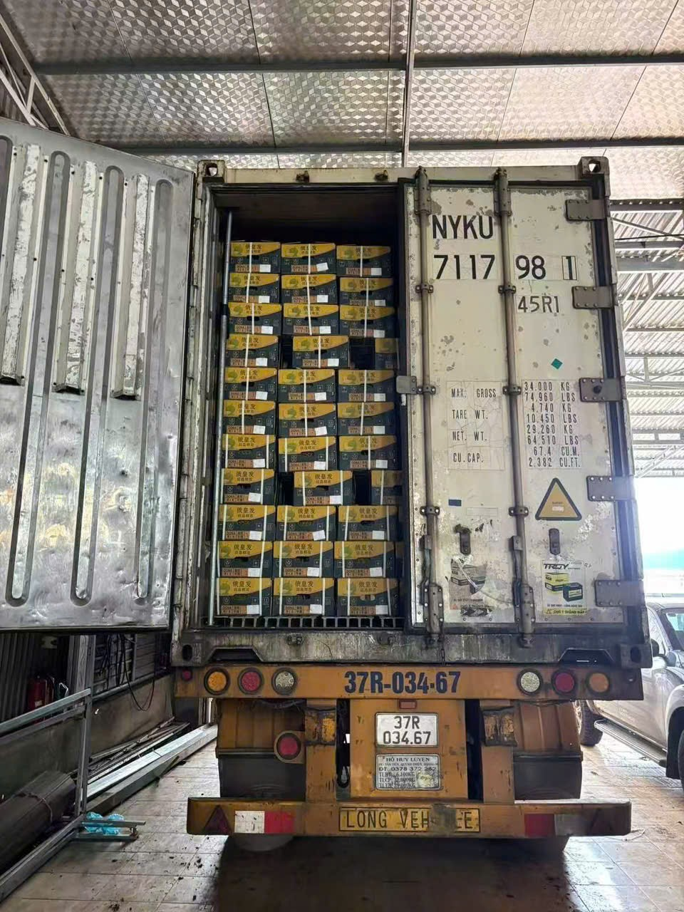 Xuất khẩu sầu riêng